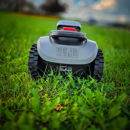  Robot koszący TerraMow V1000 ( do 1200m²)