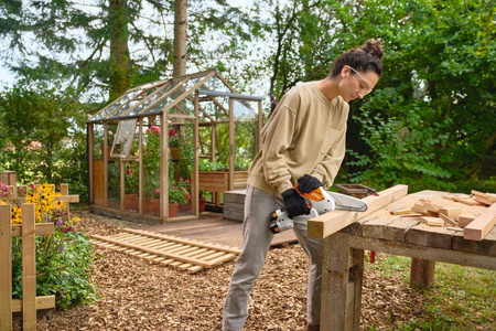 STIHL GTA 30, Pilarka akumulatorowa + 2x akumulator + ładowarka